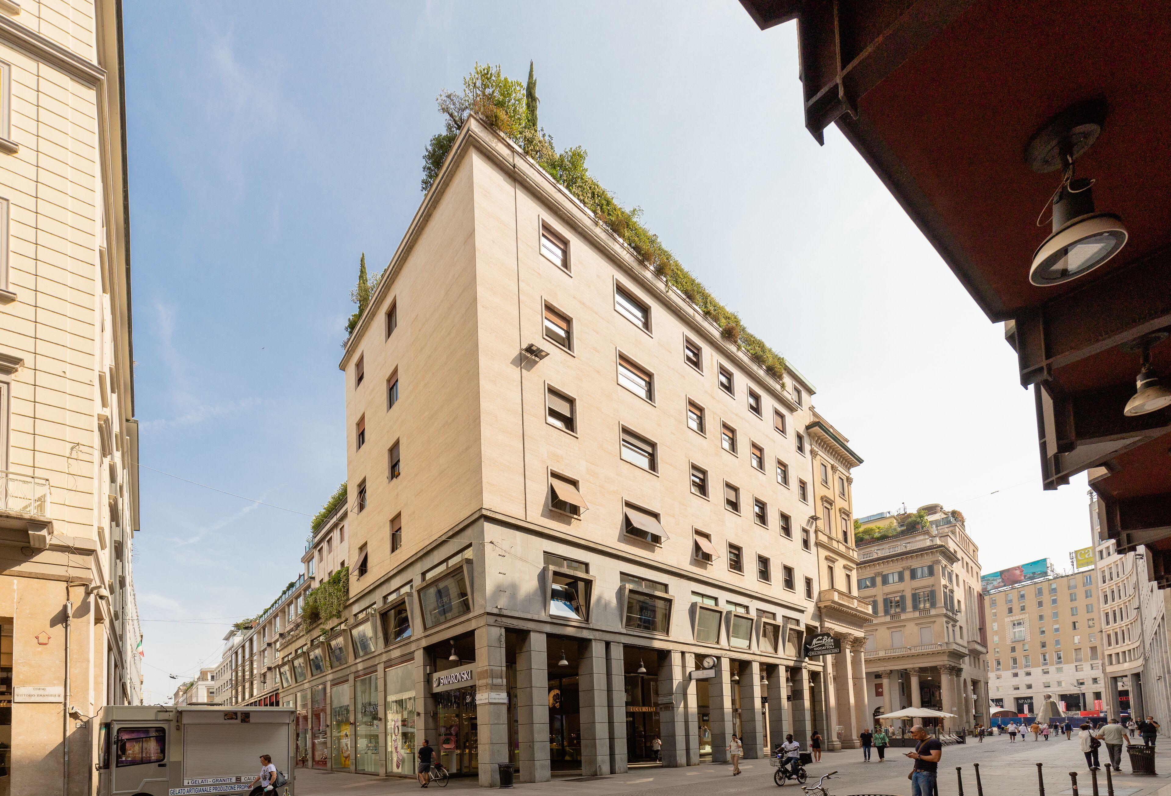 Ah - Duomo Essence — Photos 1